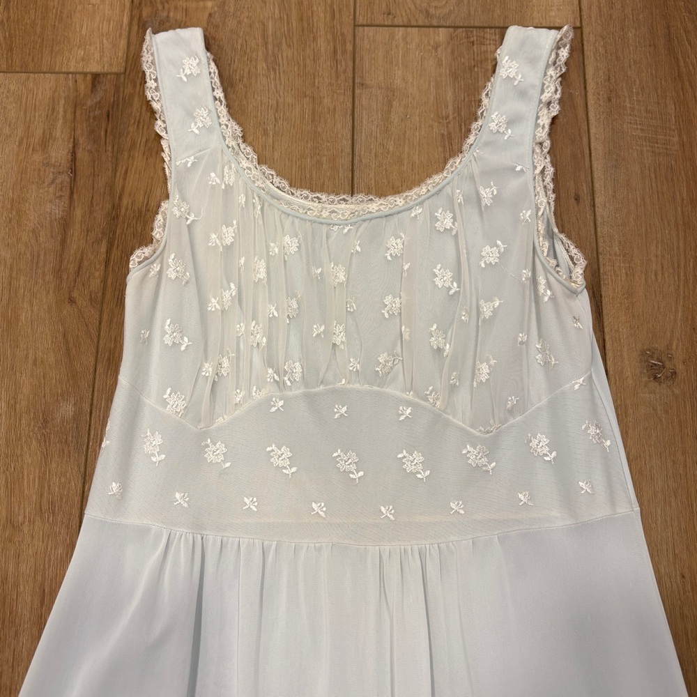 πVTGπ EMBROIDERED EMPIRE WAIST MAXI KNIT NIGHT GOWN WHITE / BLUE SZ M - Picture 3 of 6